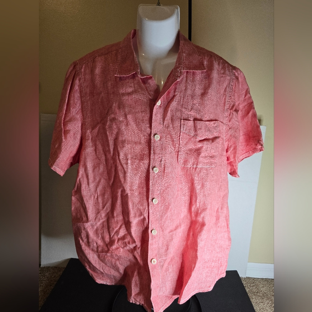 Tommy Bahama Coral Button Down Shirt size Large
